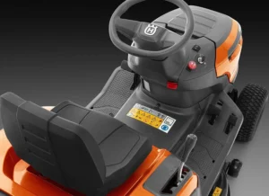 Husqvarna TC 112 Garden Tractor - Image 3
